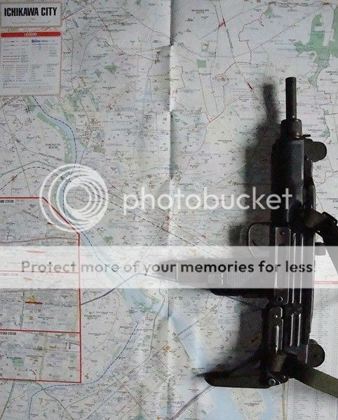 uzi_zps564bb7ab.jpg