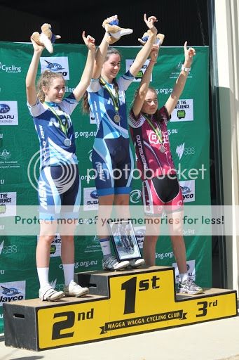 Chloe Heffernan and Natasha Mullany on the podium for GOLD and Silver