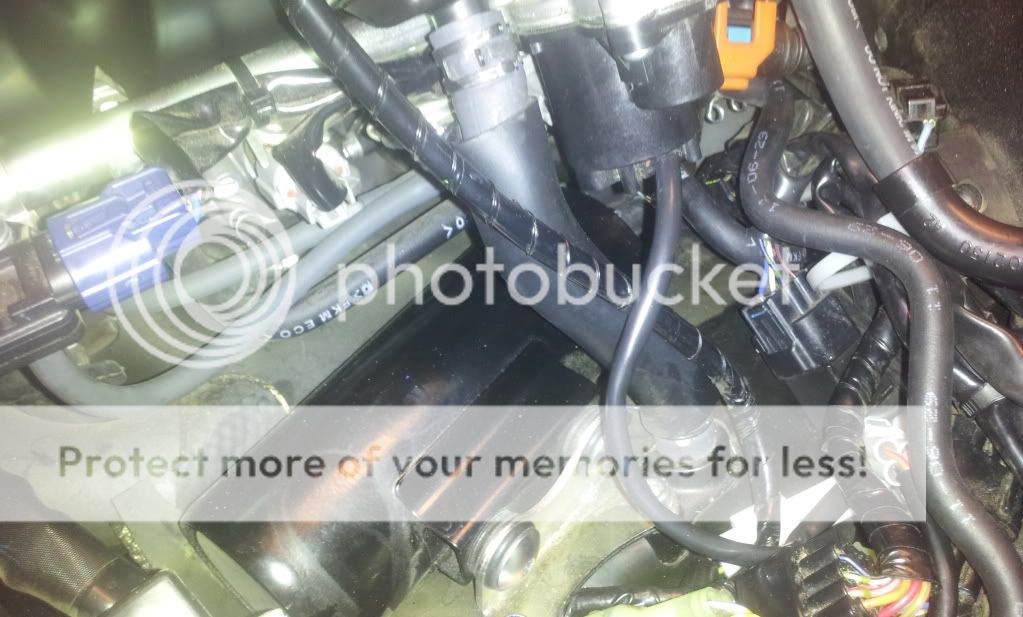 HOW TO Remove Charcoal Canister On CA Bikes Yamaha R6 Forum YZFR6